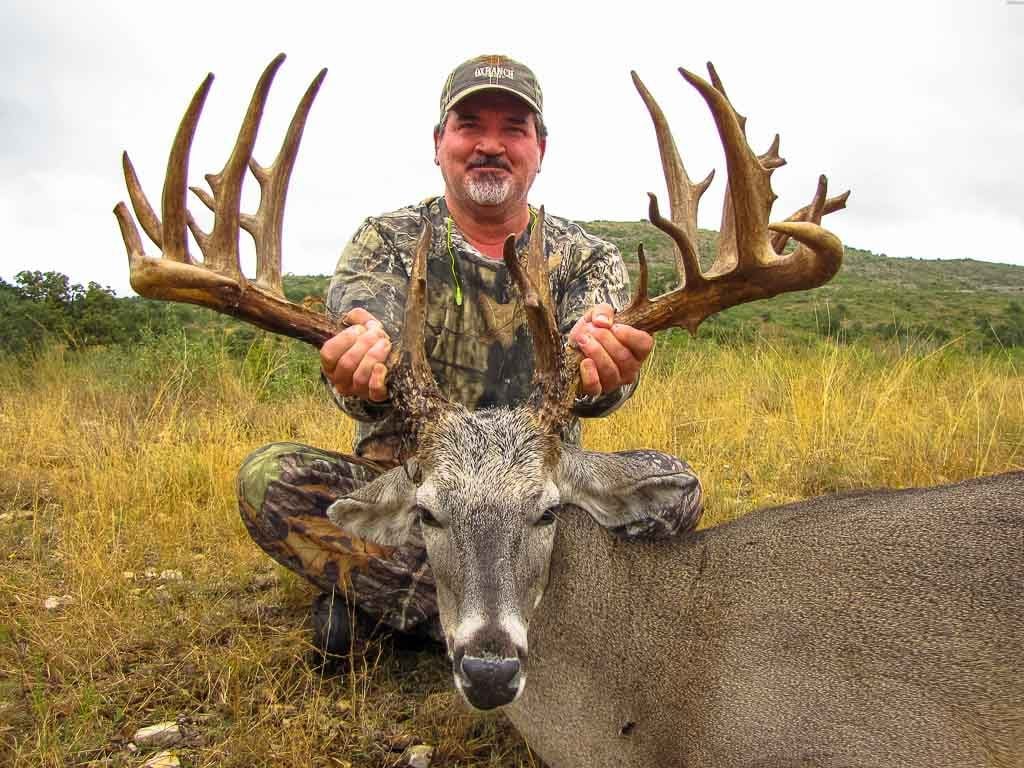 Texas White Tail Deer Hunts Eastland Co.Texas 